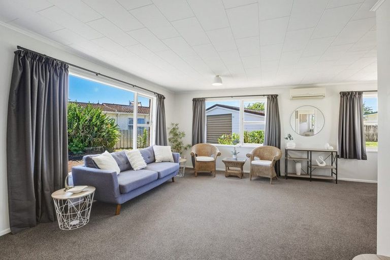 Photo of property in 41 Toru Road, Paraparaumu Beach, Paraparaumu, 5032