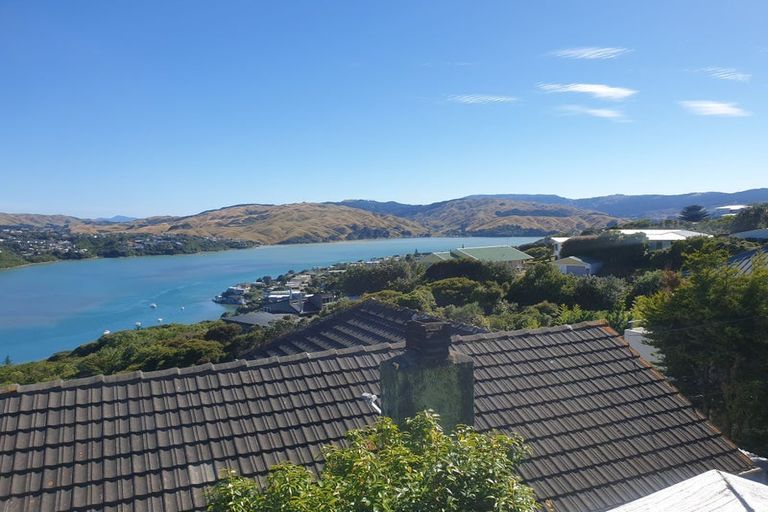 Photo of property in 35 Kahu Road, Paremata, Porirua, 5024