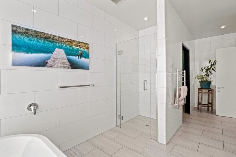Photo of property in 46 Tui Drive, Mount Creighton, Queenstown, 9371
