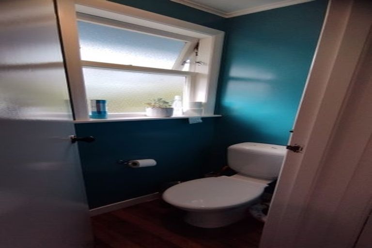 Photo of property in 22 Anthony Street, Tawa, Wellington, 5028