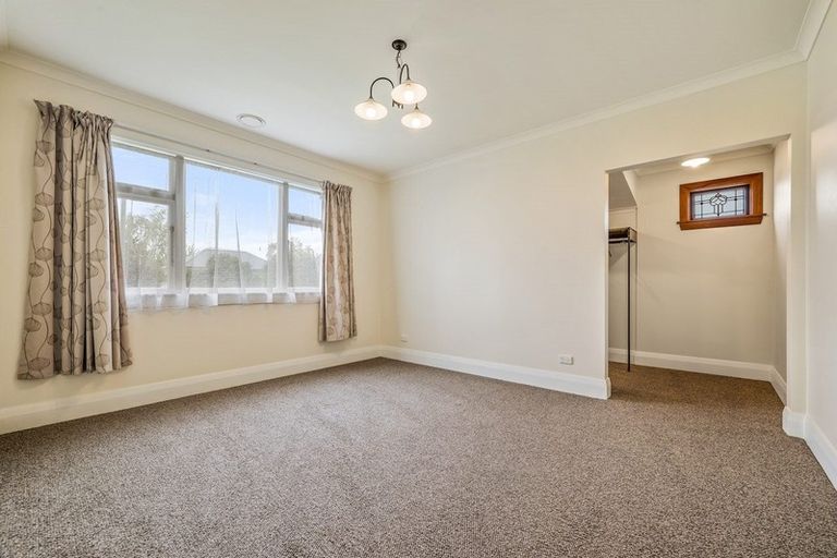 Photo of property in 6 Duke Street, Rangiora, 7400