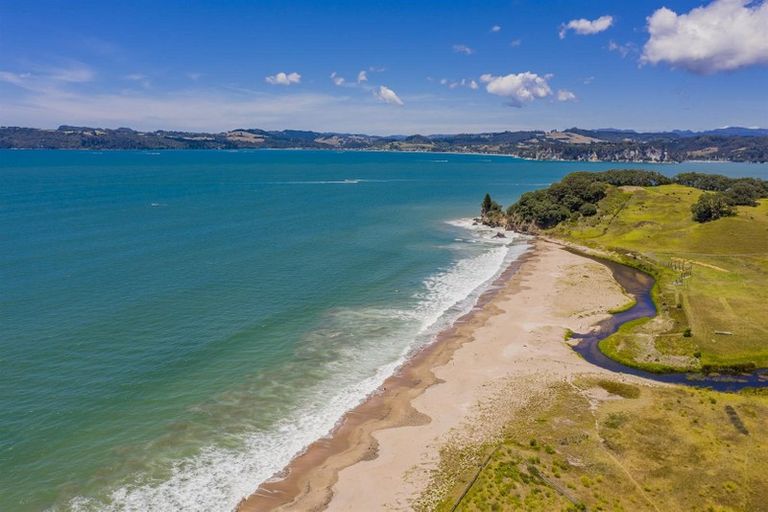 Photo of property in 30 Powhiri Place, Wharekaho, Whitianga, 3510