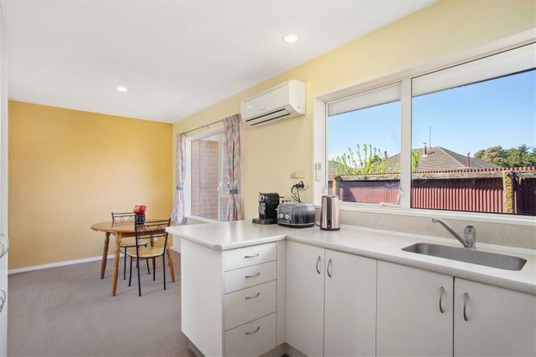 Photo of property in 3/76 Gilberthorpes Road, Hei Hei, Christchurch, 8042