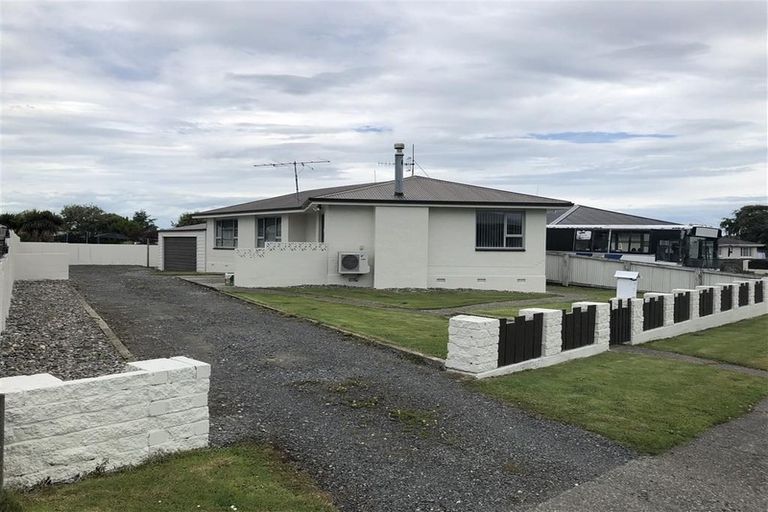 Photo of property in 28 Lothian Crescent, Strathern, Invercargill, 9812