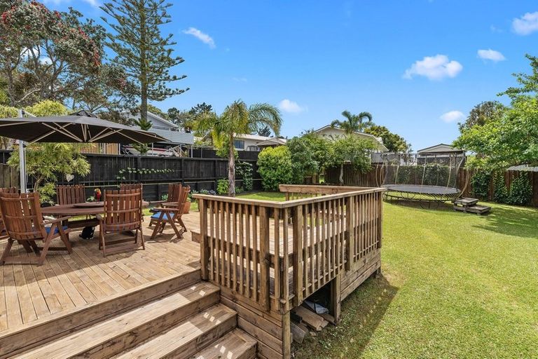 Photo of property in 1 Stredwick Drive, Torbay, Auckland, 0630