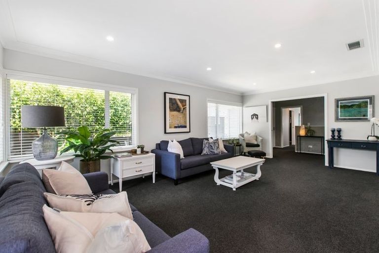 Photo of property in 76 Uxbridge Road, Cockle Bay, Auckland, 2014