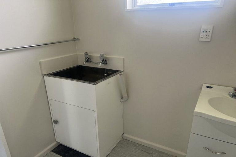 Photo of property in 18a Kings Drive, Levin, 5510