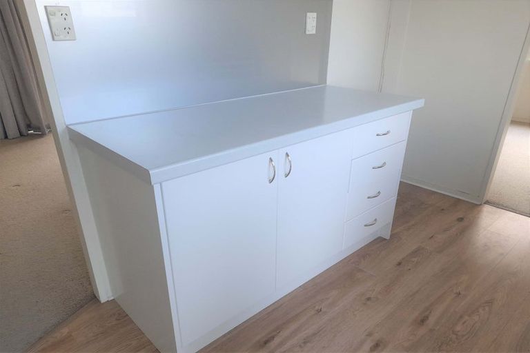 Photo of property in 1/29 De Quincey Terrace, Highland Park, Auckland, 2010