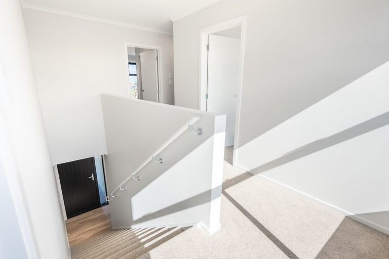 Photo of property in 60 Scenic Rise, Rototuna North, 3281