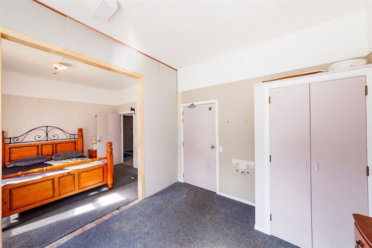 Photo of property in 21 Ongo Road, Hunterville, 4730