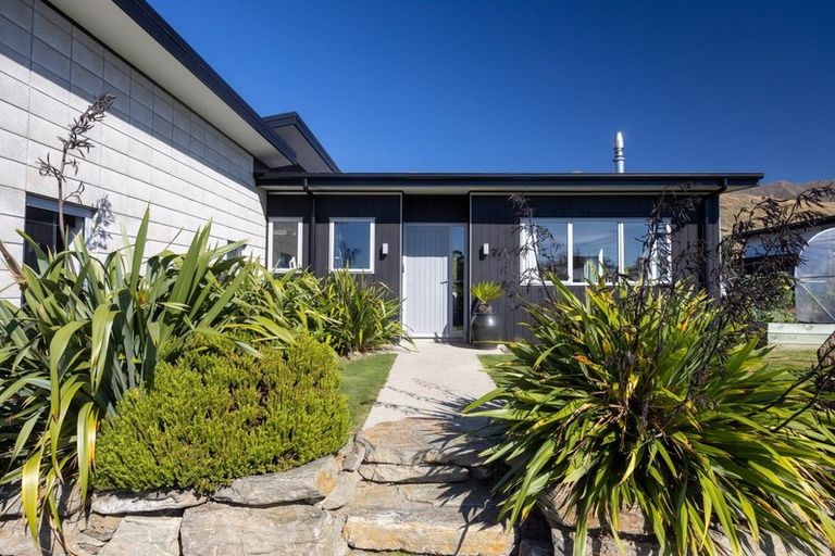 Photo of property in 22 Ruby Ridge, Wanaka, 9305