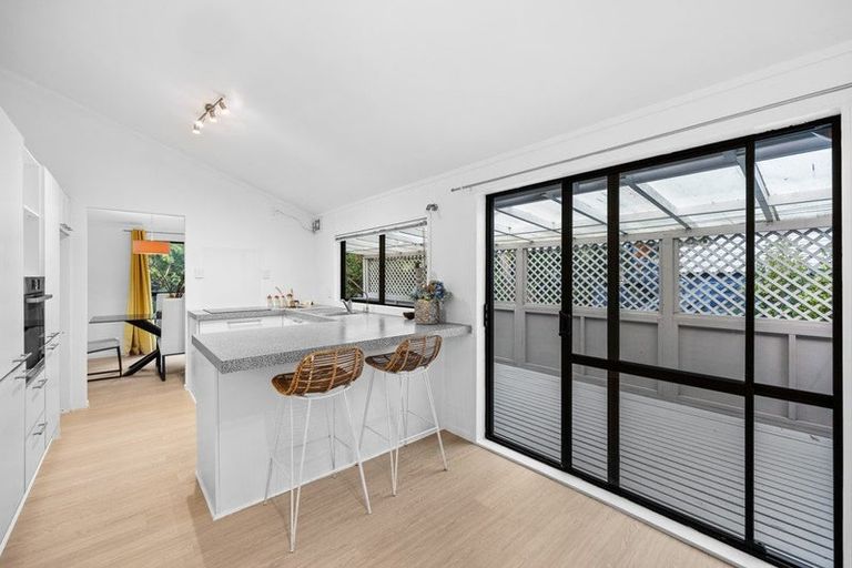 Photo of property in 66 Gledstane Road, Stanmore Bay, Whangaparaoa, 0932