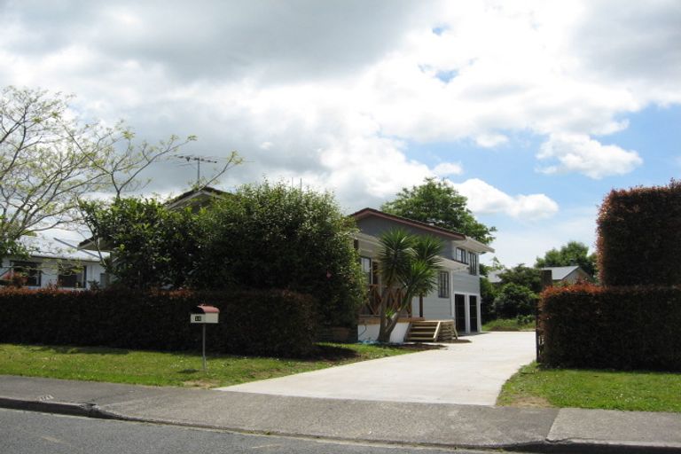 Photo of property in 16 Pinotage Place, Huapai, Kumeu, 0810