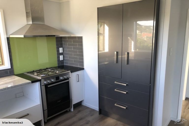 Photo of property in 17b Govind Grove, Ngaio, Wellington, 6035