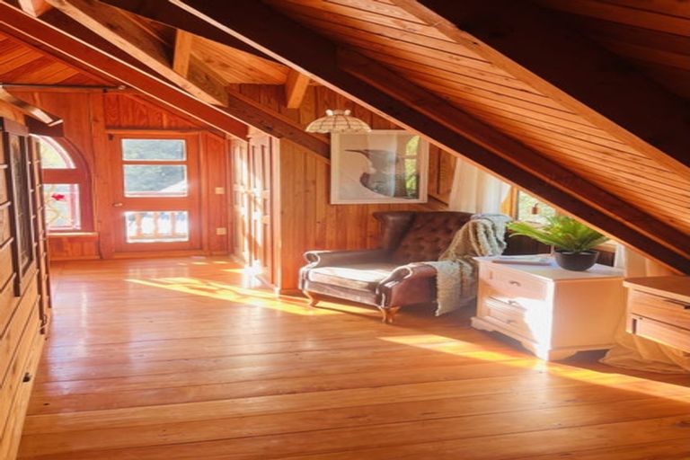 Photo of property in 50 Council Hill Road, Little River, 7591