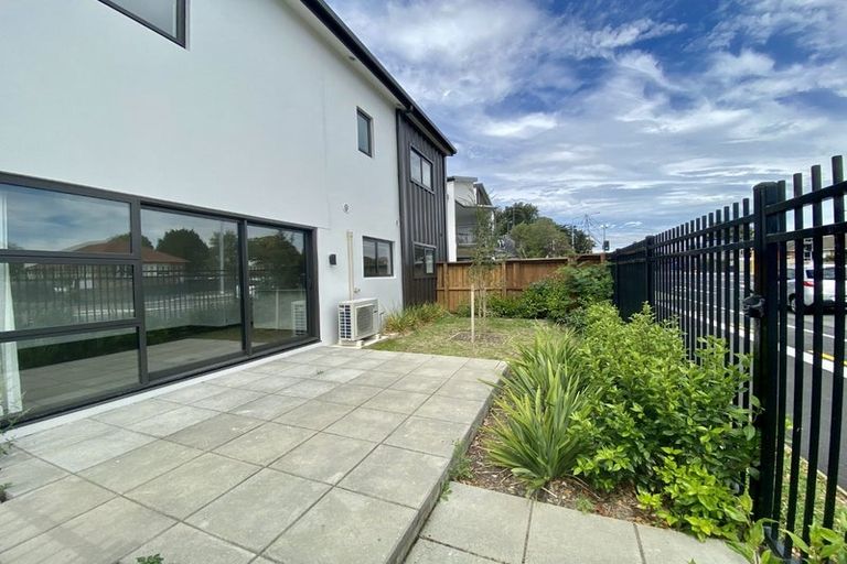 Photo of property in 6/69 Suva Street, Upper Riccarton, Christchurch, 8041