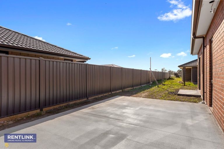 Photo of property in 88 Tabraham Crescent, Pyes Pa, Tauranga, 3112