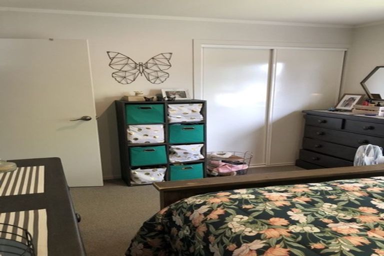 Photo of property in 2 Frank Hewitt Street, Pukekohe, 2120