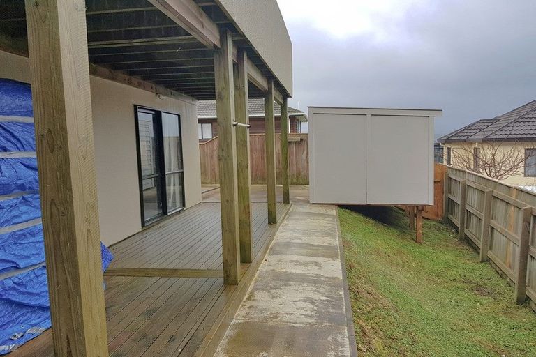 Photo of property in 22a Bowes Crescent, Strathmore Park, Wellington, 6022