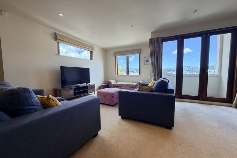 Photo of property in 7g Austin Street, Mount Victoria, Wellington, 6011