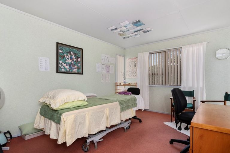 Photo of property in 84 Percy Road, Papamoa Beach, Papamoa, 3118