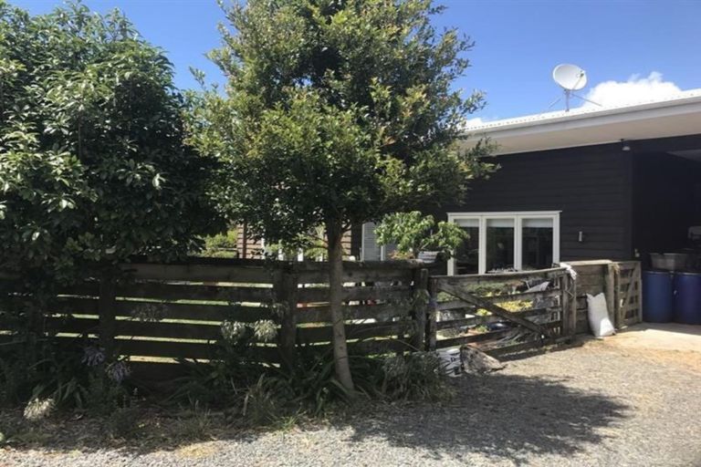 Photo of property in 867 Whitford-maraetai Road, Beachlands, Howick, 2571