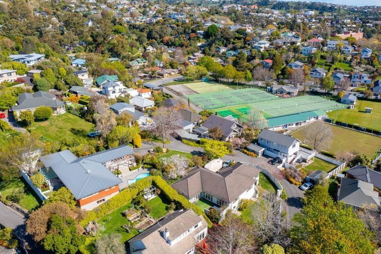 Photo of property in 7 Upper Crichton Terrace, Cashmere, Christchurch, 8022