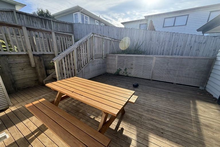 Photo of property in 22a Sylvan Crescent, Te Atatu South, Auckland, 0610