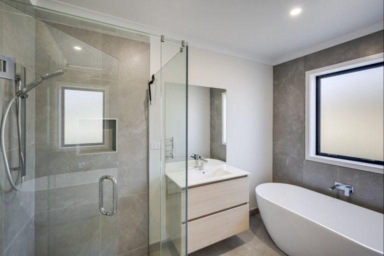 Photo of property in 7 Monowai Street, Poraiti, Napier, 4112