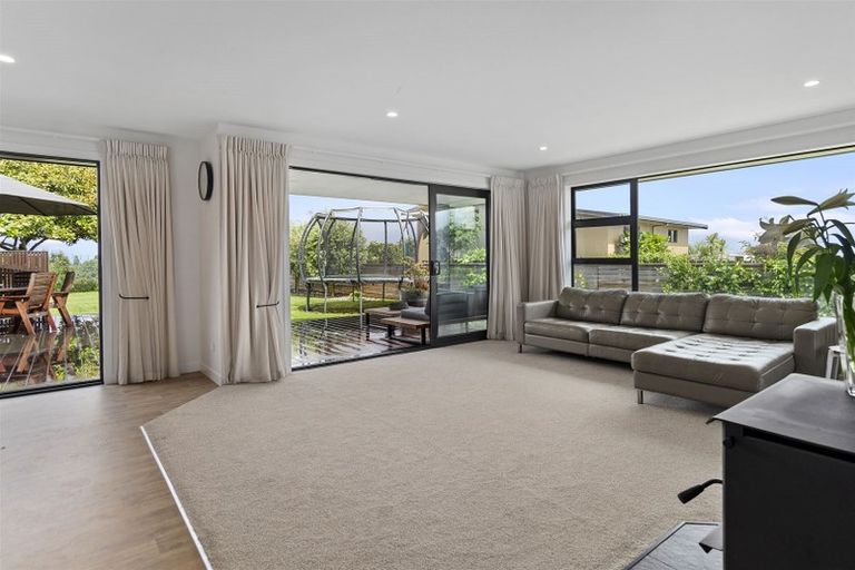 Photo of property in 110 Waikite Road, Welcome Bay, Tauranga, 3175