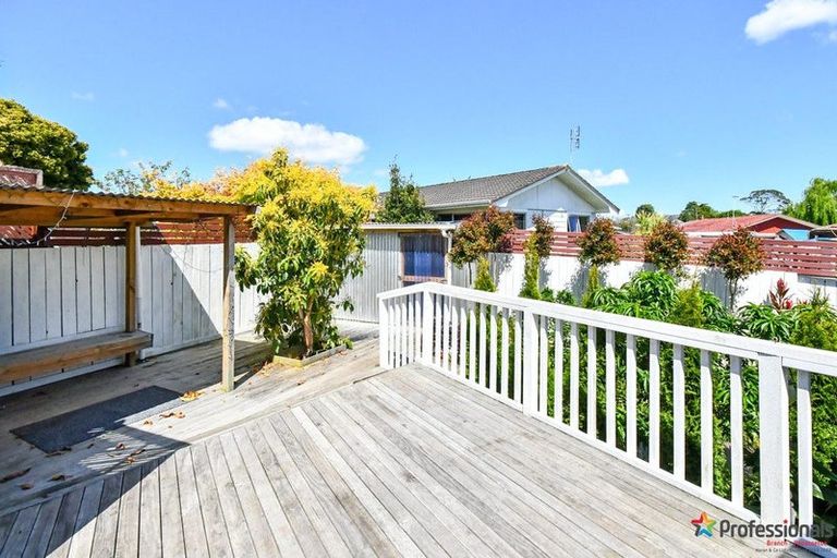 Photo of property in 5 Heathberry Close, Papatoetoe, Auckland, 2025