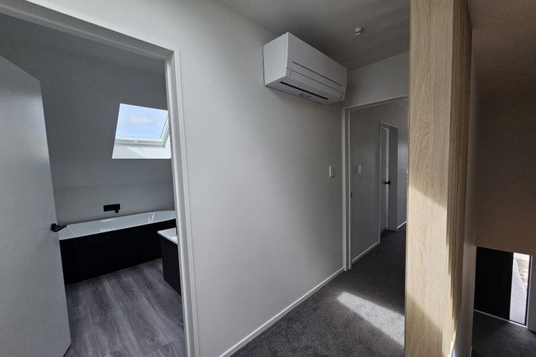 Photo of property in 10 Nevermore Place, Halswell, Christchurch, 8025