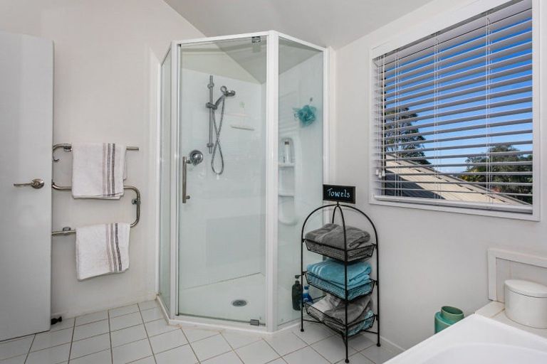 Photo of property in 119 Chevron Crescent, Whangamata, 3620