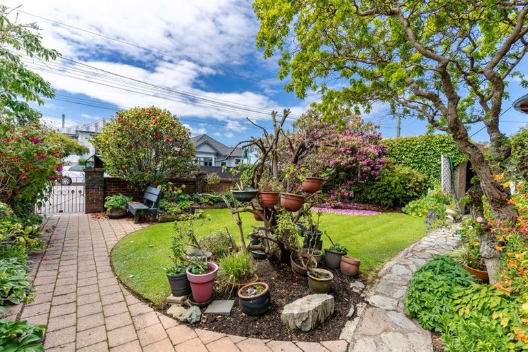 Photo of property in 198 Forbury Road, Saint Clair, Dunedin, 9012
