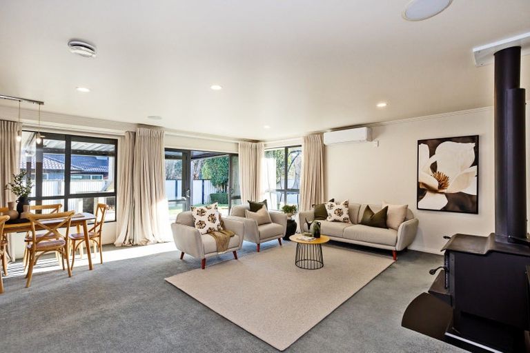 Photo of property in 46 Hoffman Court, Waikiwi, Invercargill, 9810