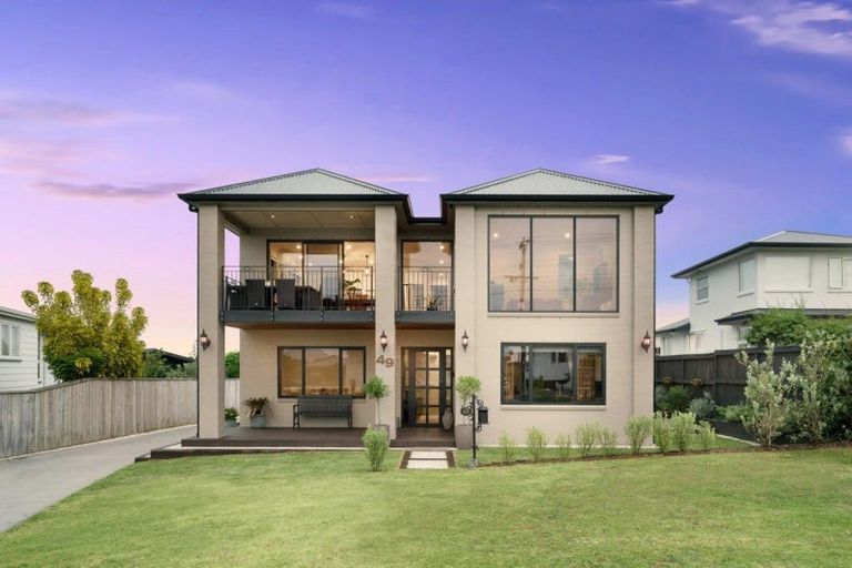 Photo of property in 49 Hinewa Road, Otumoetai, Tauranga, 3110