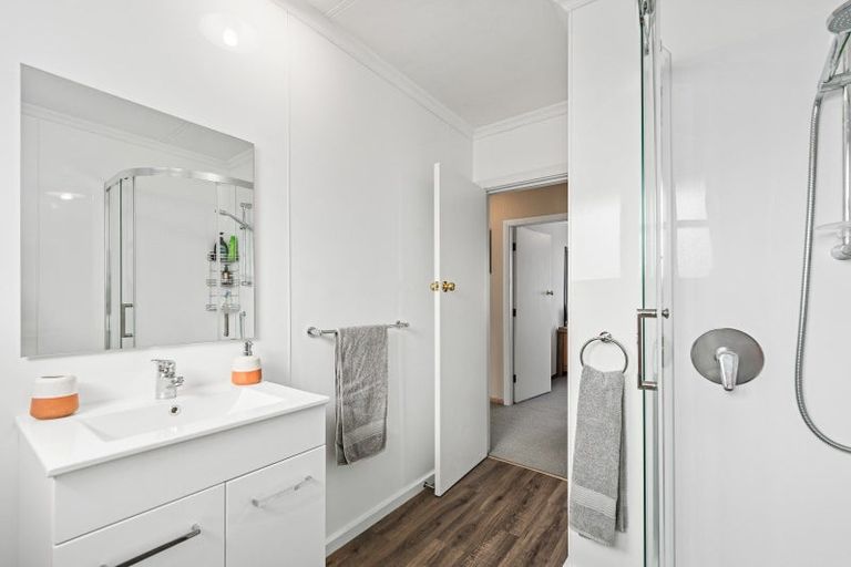 Photo of property in 23 Seddon Street, Takaro, Palmerston North, 4412