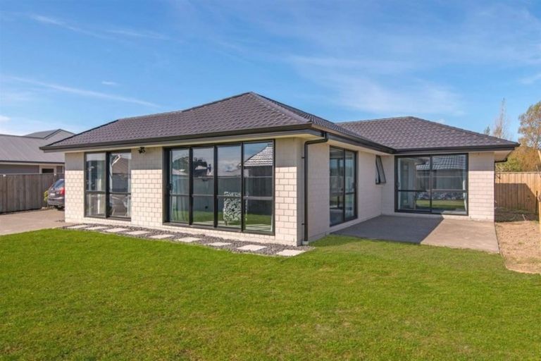 Photo of property in 9 Saxby Lane, Halswell, Christchurch, 8025