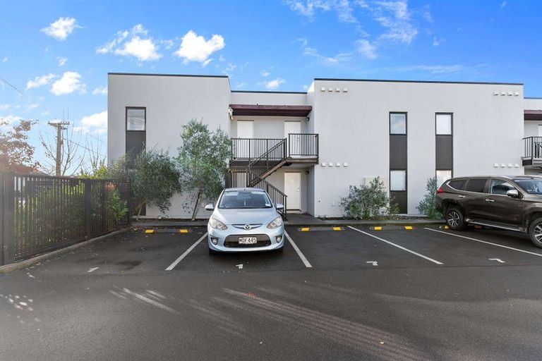 Photo of property in 3/33 Wyon Street, Linwood, Christchurch, 8062