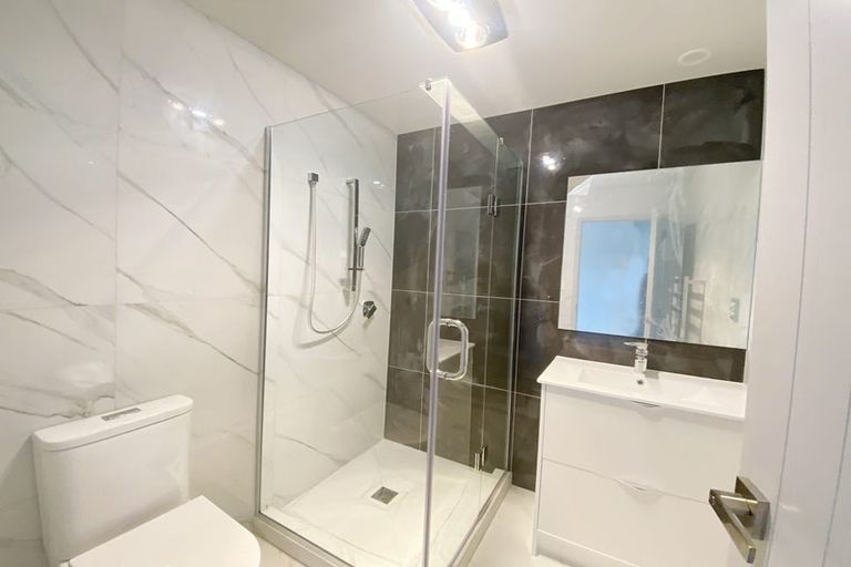 Photo of property in 7c La Trobe Street, Pakuranga Heights, Auckland, 2010