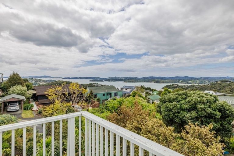 Photo of property in 90 Te Haumi Drive, Paihia, 0200