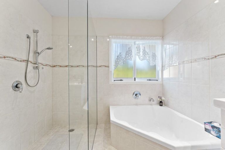 Photo of property in 125 Taylor Road, Waimauku, 0882