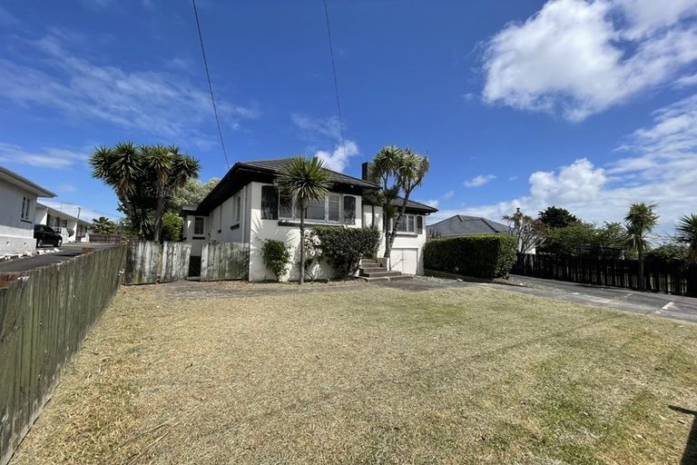 Photo of property in 1/21 Grande Vue Road, Hillpark, Auckland, 2102