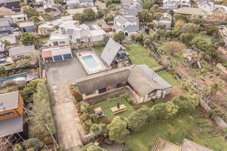 Photo of property in 41 Campbell Street, Sumner, Christchurch, 8081