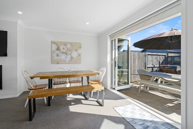 Photo of property in 16 Tucker Close, Leamington, Cambridge, 3432