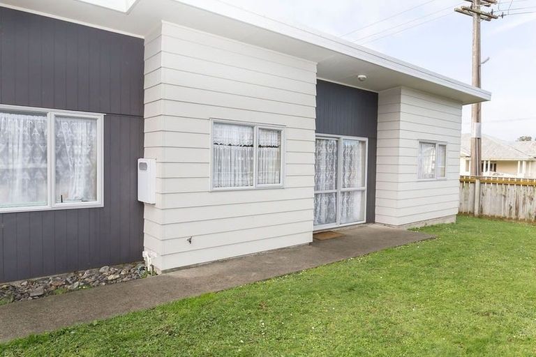 Photo of property in 11a Edinburgh Street, Dannevirke, 4930