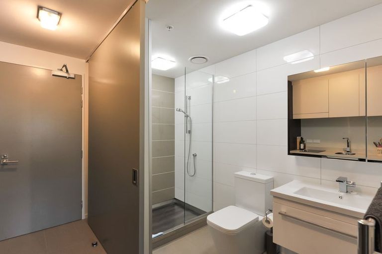 Photo of property in Masina Apartments, 111/80 Riddiford Street, Newtown, Wellington, 6021