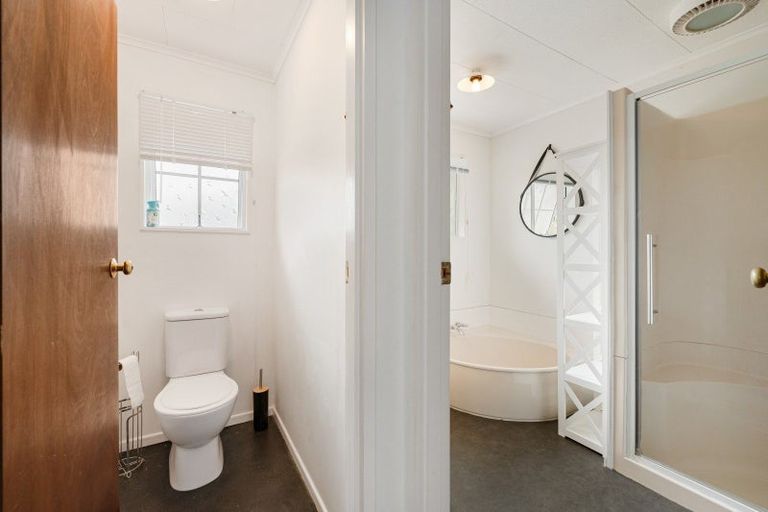 Photo of property in 37 Fraser Drive, Feilding, 4702