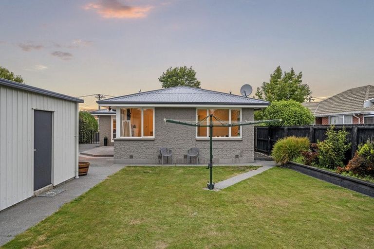 Photo of property in 18 Glencoe Street, Burnside, Christchurch, 8053