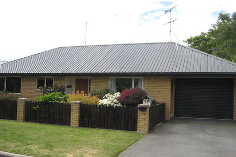 Photo of property in 8a Bank Street, Amberley, 7410